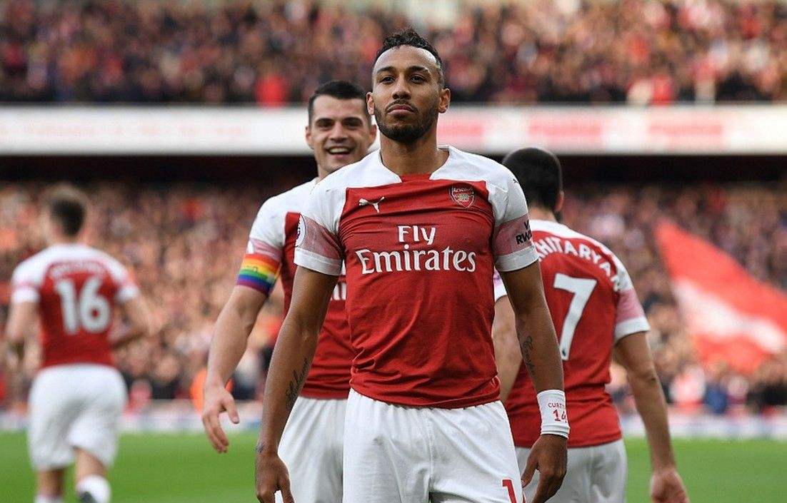  铁锤帮西汉姆爆冷击败热刺搅乱争四格局